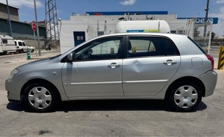 Toyota Corolla 2004