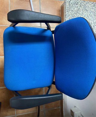 9 Sillas de Oficina/Sala de Espera Azul