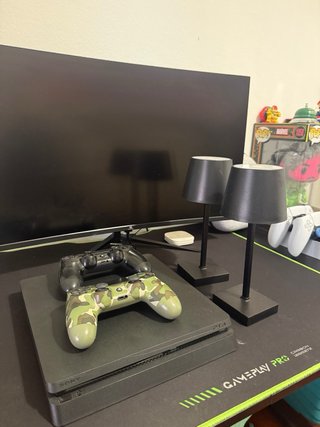Consola PS4 (PlayStation 4) + 2 Mandos