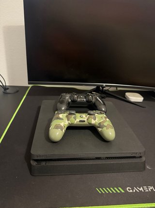 Consola PS4 (PlayStation 4) + 2 Mandos