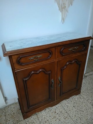 Recibidor madera y mármol. Acepto ofertas.