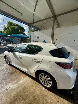 Lexus CT 200h 2011