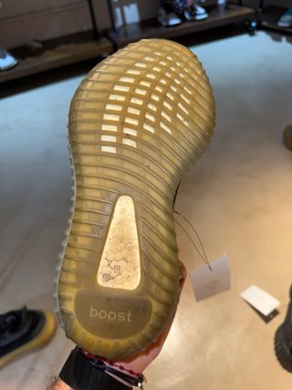 Adidas Yeezy Boost 350 V2 Beluga