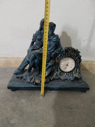 Reloj de sobremesa figura bronce