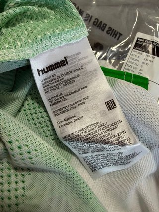 Camiseta Real Betis Hummel Talla S.