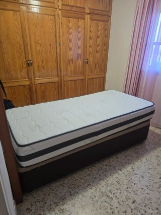 Canapé abatible  Colchón decente 90 cm Cabecero
