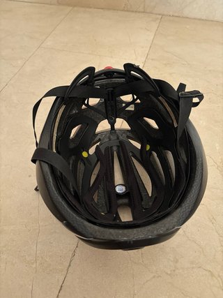Casco Giro MIPS Bici (Usato sempre con pañuelo