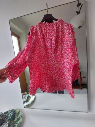 Blusa in seta con stampa floreale