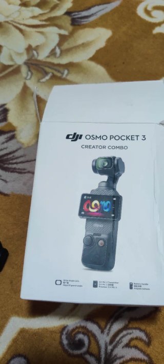 DJI Osmo Pocket 3 Combo Kit with mic