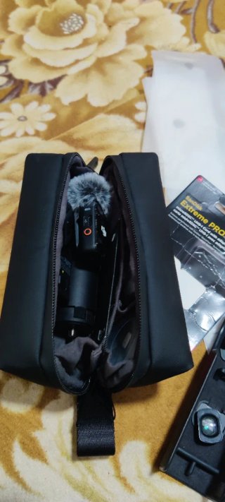 DJI Osmo Pocket 3 Combo Kit with mic