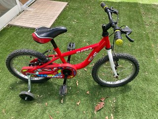 Bicicleta infantil roja B-PRO 16