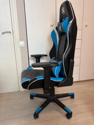 Silla Gaming Xtyle Negra y Azul