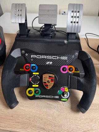 Volante Thrustmaster T300 RS GT + Accesorios