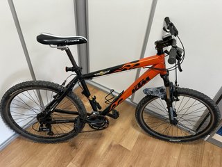 Bicicleta KTM Montaña Naranja