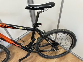 Bicicleta KTM Montaña Naranja