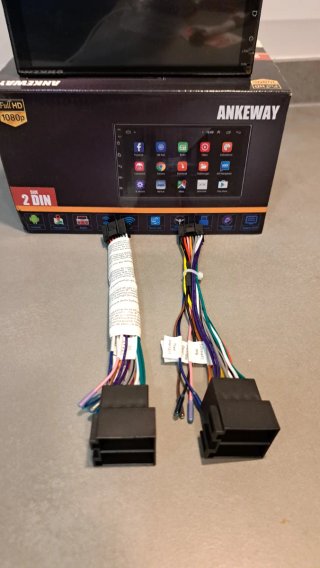 Radio Android 2 DIN Ankeway con Cámara y GPS