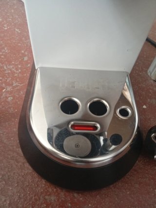 Cafetera DeLonghi Dedica Style