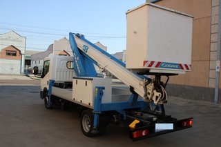 NISSAN CABSTAR NT400 18 METROS DOS OPERARIOS 130CV