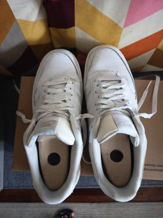 Zapatillas Nike de piel blancas