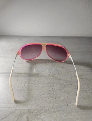 Gafas de sol Carrera rosas y blancas
