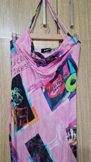 Vestido Midi Desigual Street Art Rosa | Slim Fit