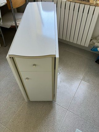 Mesa plegable blanca