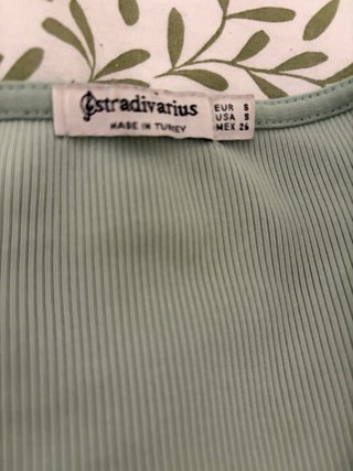 Blusa Stradivarius verde S