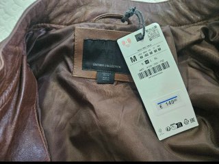 Chaqueta de piel marrón Zara