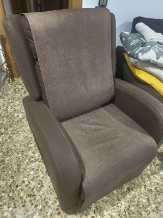 Sillón reclinable motorizado como nuevo