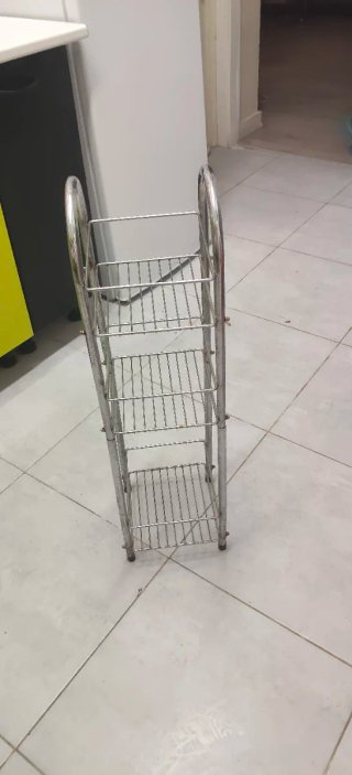 Lámpara de pie/mueble cajonera/mueble auxiliar