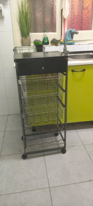 Lámpara de pie/mueble cajonera/mueble auxiliar