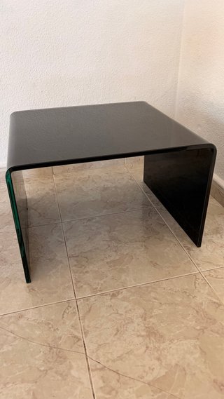 Mesa de centro de cristal negra