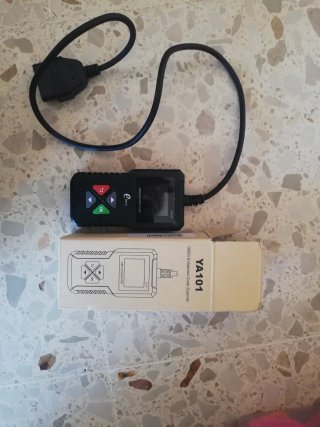 Escáner OBD2 YA101 EDIAG