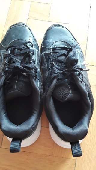 Zapatillas Nike Negras y Blancas