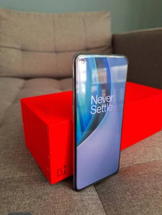 OnePlus 9 128GB + Caja + Protector Pantalla
