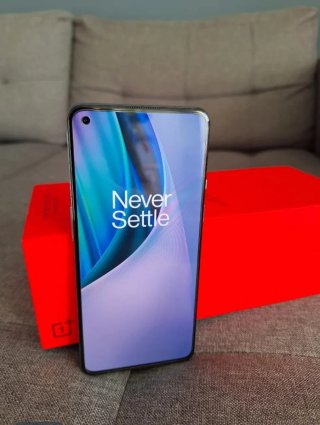 OnePlus 9 128GB + Caja + Protector Pantalla