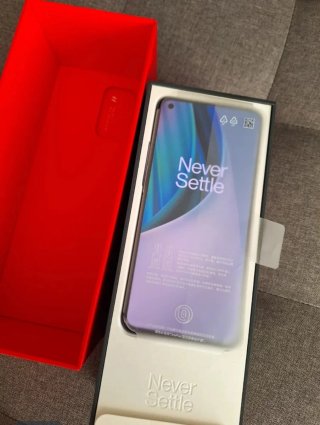 OnePlus 9 128GB + Caja + Protector Pantalla