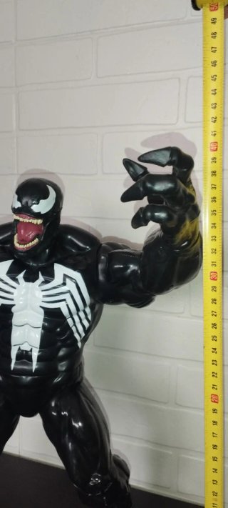Figura Venom Marvel