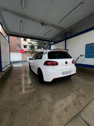Volkswagen Golf VI R