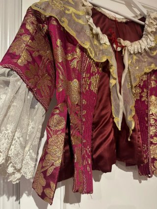 Traje de Fallera Rojo y Dorado