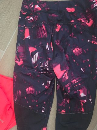 Conjunto deportivo top y leggings