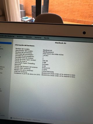 MacBook Air 13” 2014 (comprado 2015)