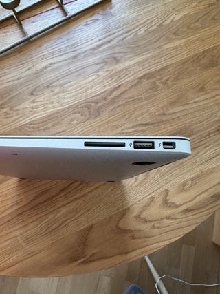MacBook Air 13” 2014 (comprado 2015)