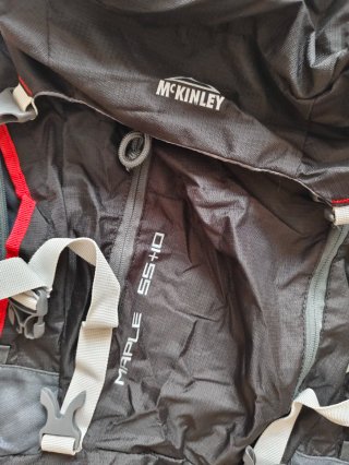 Mochila senderismo McKinley negra/roja