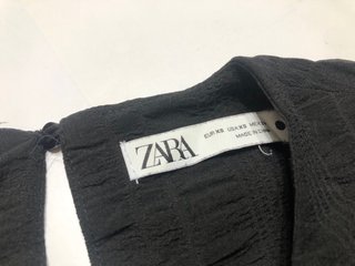 Vestido Zara