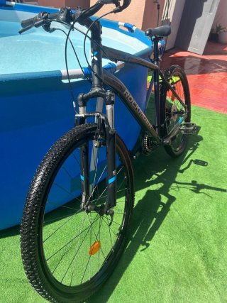 Bicicleta Rockrider casi nueva precio negociable