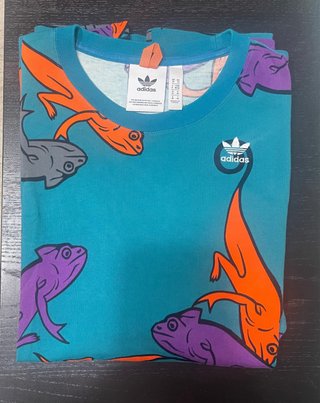 Camiseta Adidas Estampada Multicolor