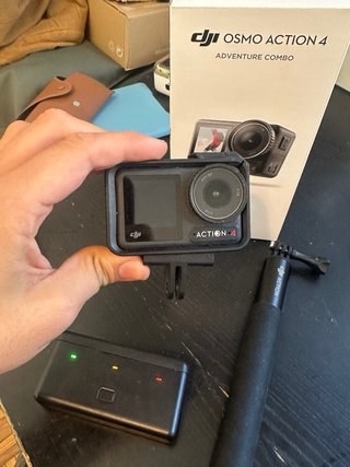 DJI Osmo Action 4 Adventure Combo