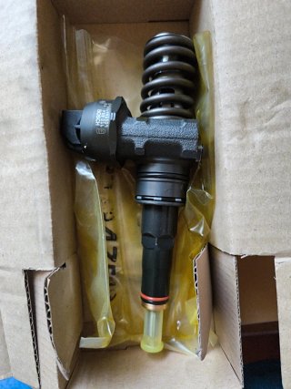 Inyector Bomba NUEVO 038 130 079 GX