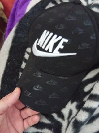 Gorra Nike Negra